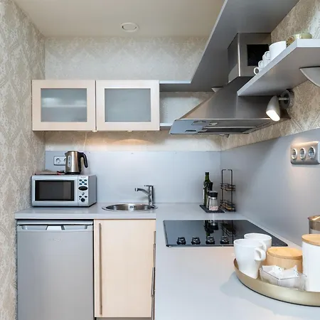 Stylish 1br Kalaranna, Walk To Old Town, Port, Cafes Апартаменти