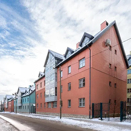 Stylish 1br Kalaranna, Walk To Old Town, Port, Cafés *
