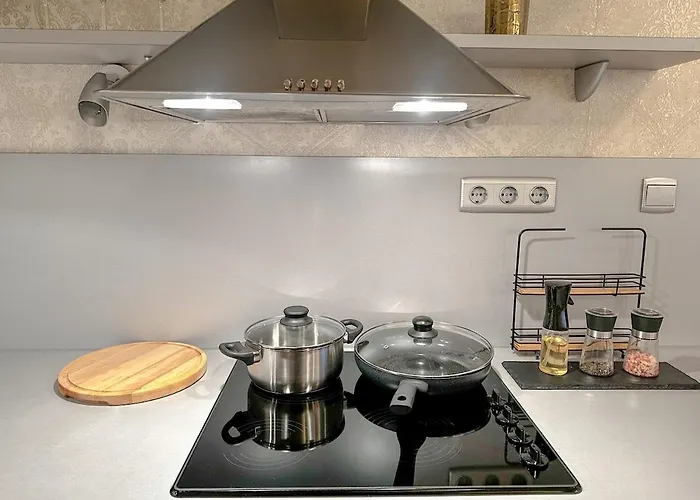 Stylish 1br Kalaranna, Walk To Old Town, Port, Cafes 아파트