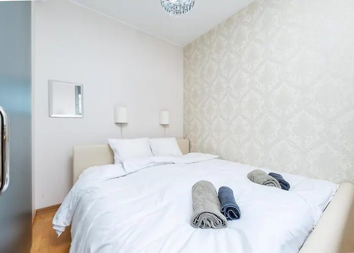 Stylish 1br Kalaranna, Walk To Old Town, Port, Cafes Lägenhet *