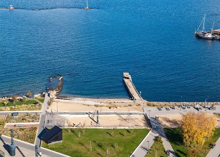 Lägenhet Stylish 1br Kalaranna, Walk To Old Town, Port, Cafes Tallinn