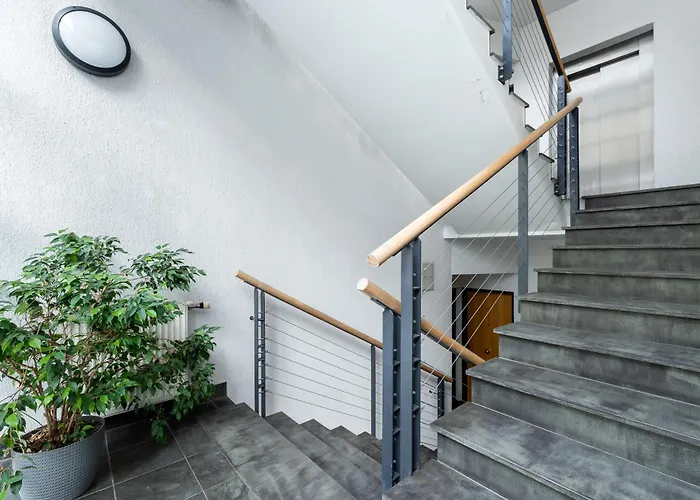 Lägenhet Stylish 1br Kalaranna, Walk To Old Town, Port, Cafes